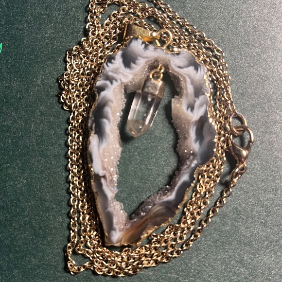 Agate Geode Slice and Quartz Crystal Necklace with Gold Chain Unique Necklace - Picture 3 of 8